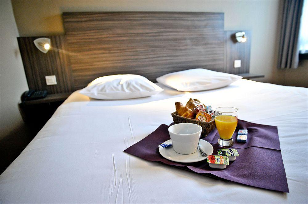 Hotel Loreak Bayonne Buitenkant foto